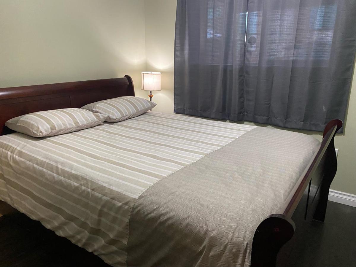 1 Bedroom Suite In Langford. Victoria Dış mekan fotoğraf